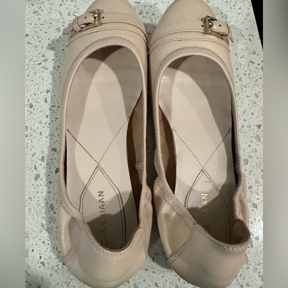 Cole Haan nude flats size 8